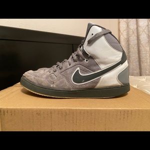 Men’s Nike Athletic sneakers